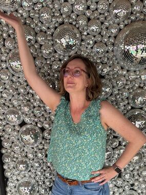 Meet your Posher, Lindsey